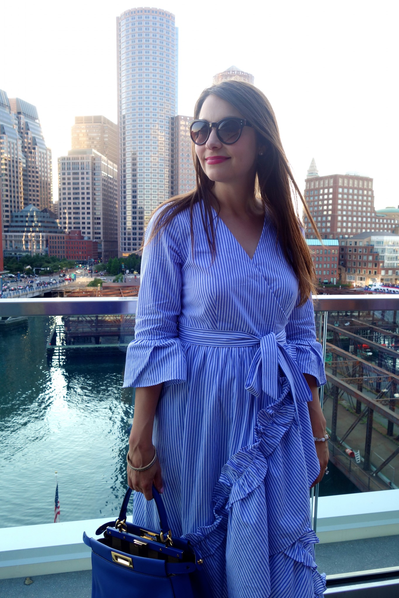 rooftop bars, boston, lookout rooftop, the envoy hotel, the-alyst.com