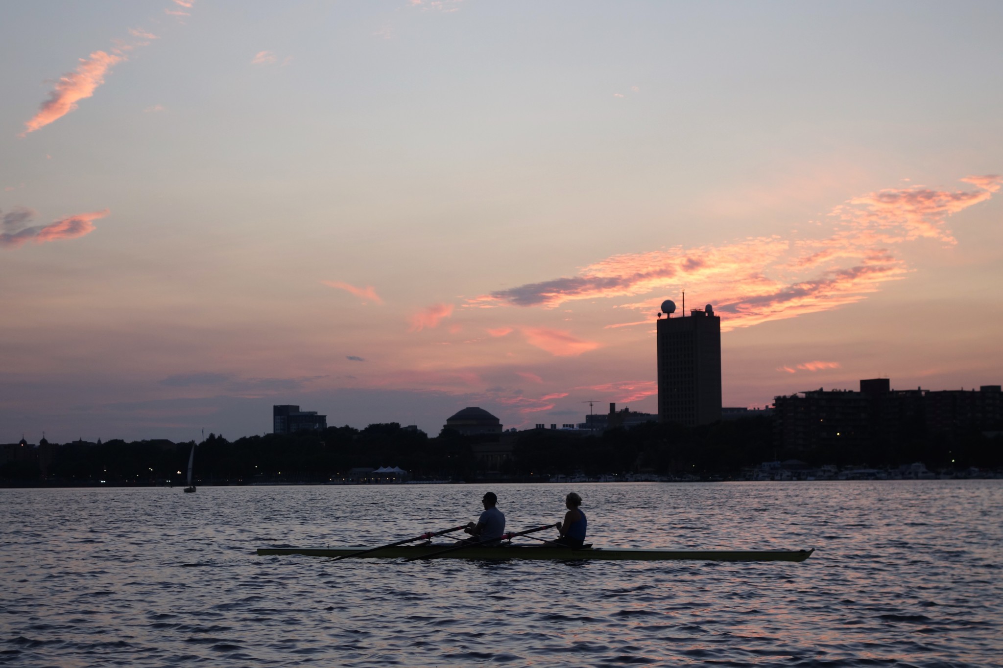 best places to watch the sunset in boston, charles river esplanade, the-alyst.com