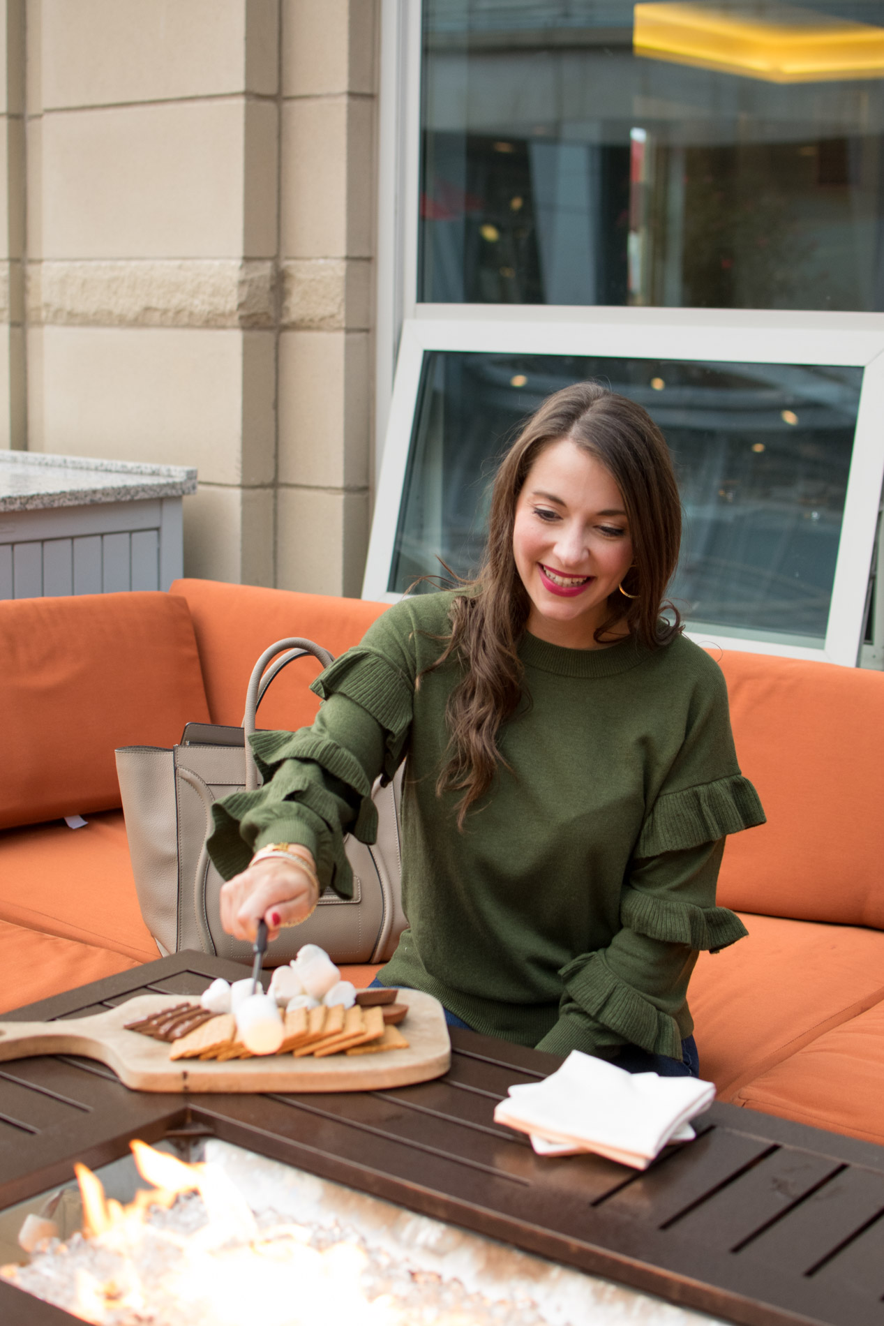 Restaurants with Outdoor Fire Pits in Boston, Aragosta Bar + Bistro, the-alyst.com