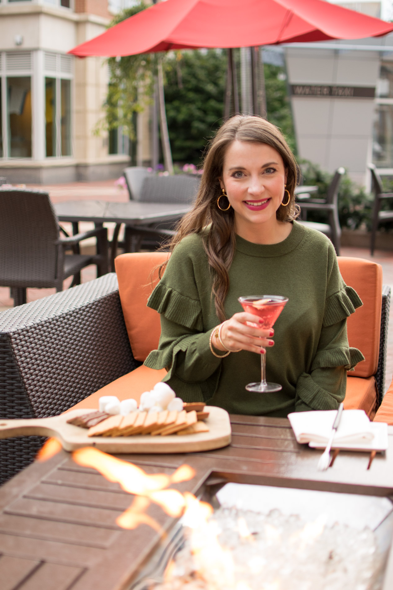 Restaurants with Outdoor Fire Pits in Boston, Aragosta Bar + Bistro, the-alyst.com