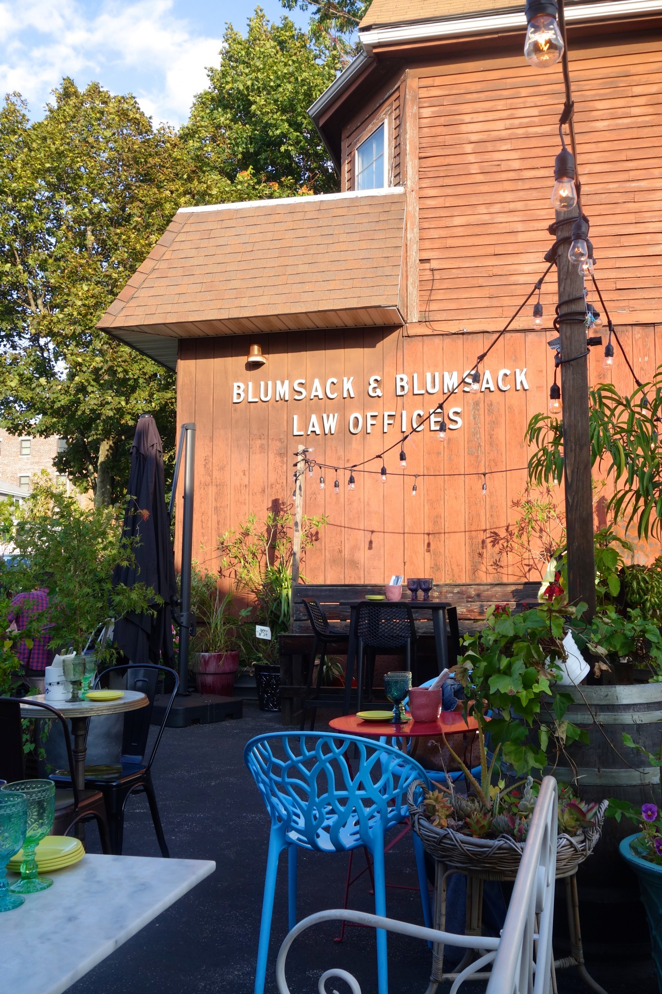 best restaurant patios in boston, daddy jones somerville, the-alyst.com