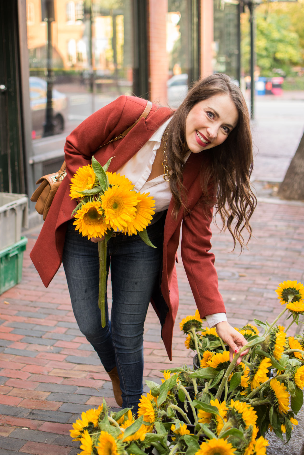 stylish fall coats, sunflowers, siena farms boston, j.crew parke topcoat, boston, the-alyst.com