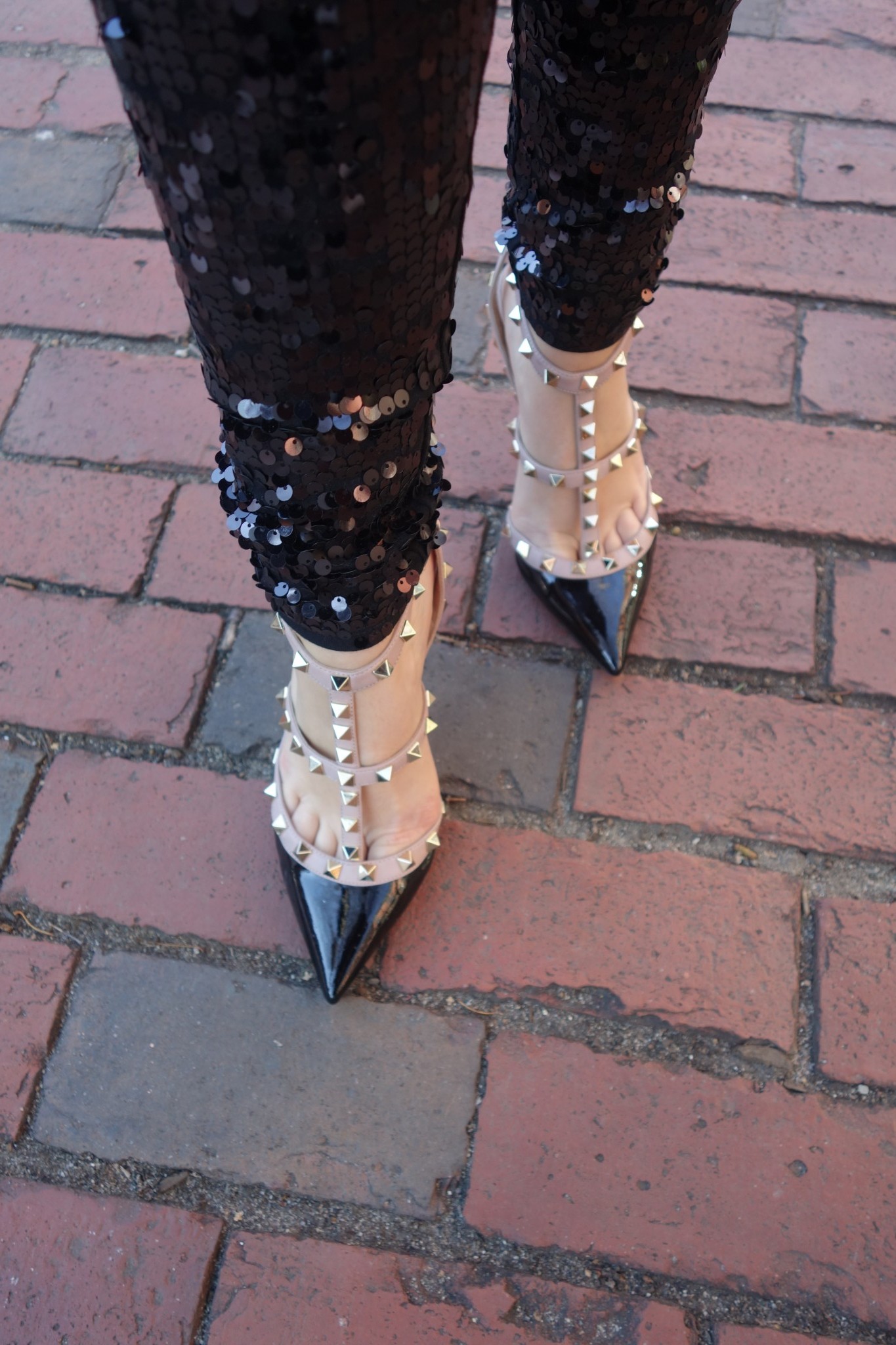 valentino rockstud pumps