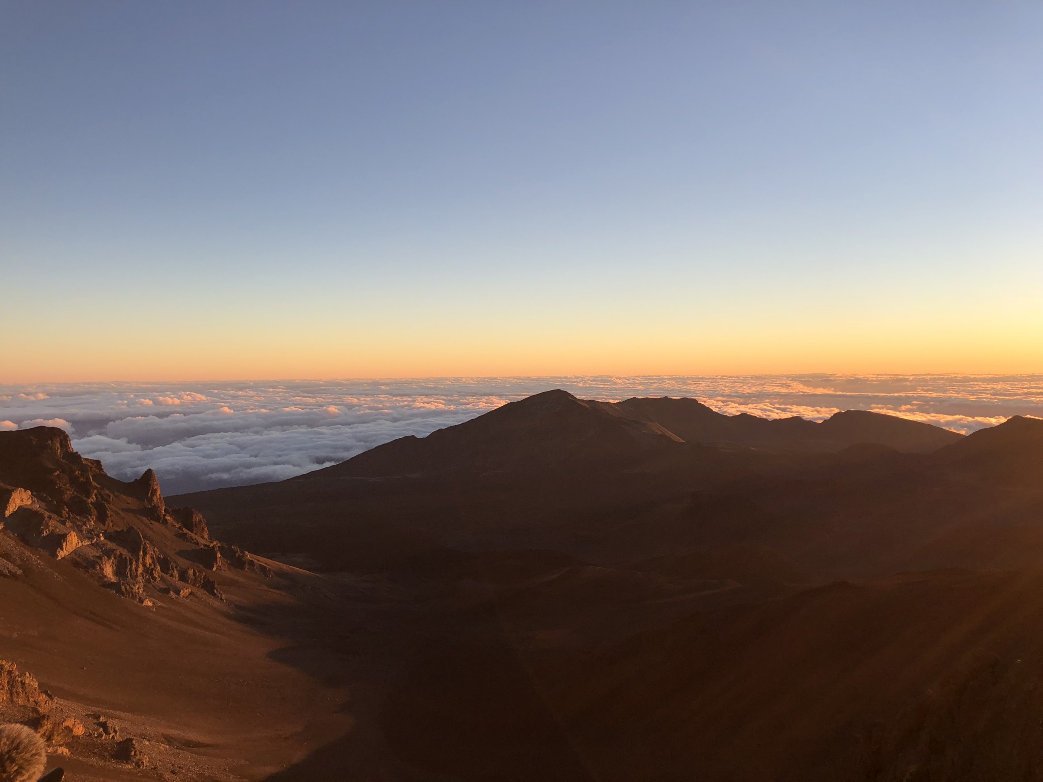 sunrise at haleakala national park, maui, the-alyst.com