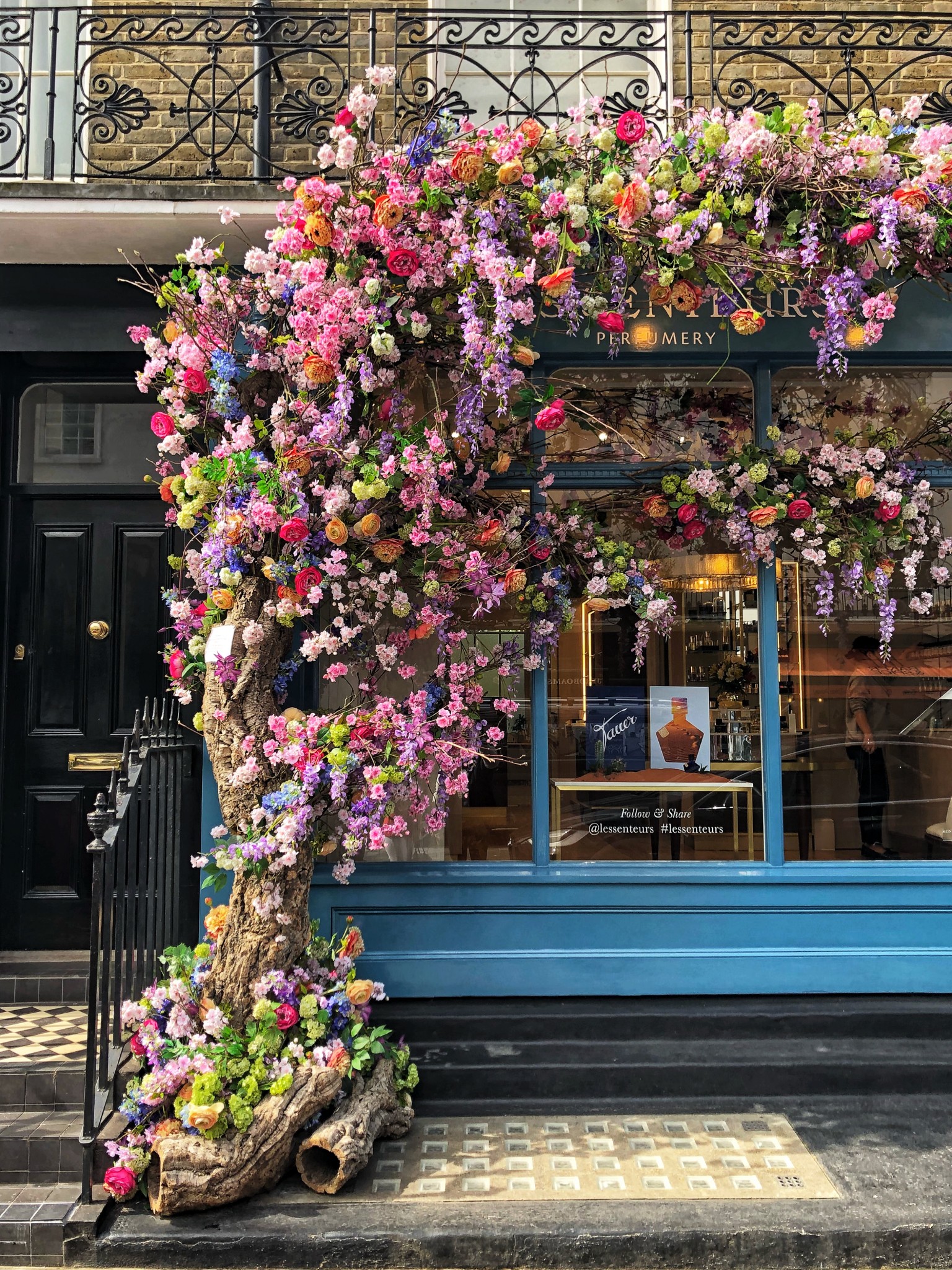 les senteurs, elizabeth street london, most instagrammable places in london, the-alyst.com