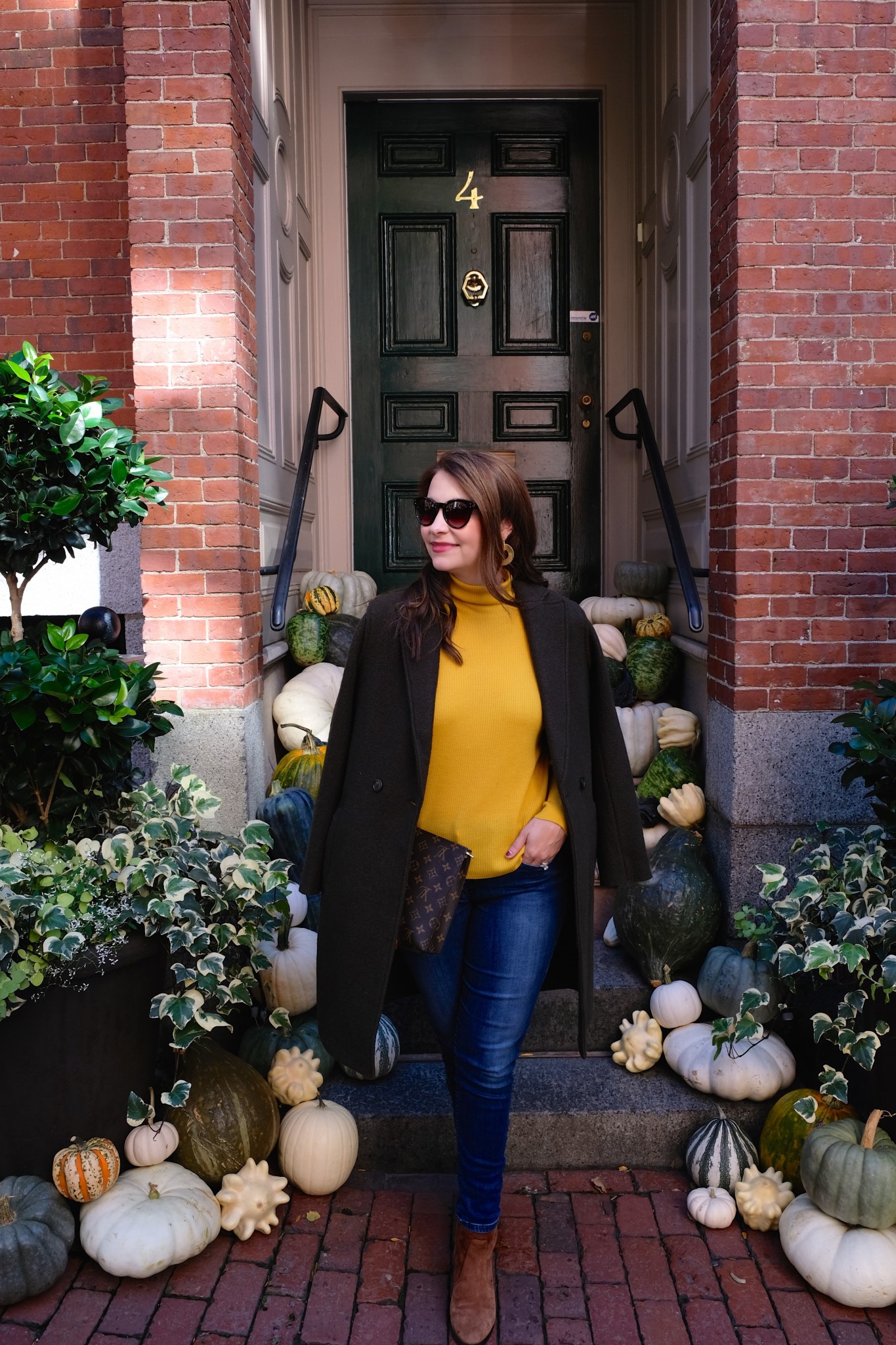 fall coat, fall style, olive green coat, the-alyst.com