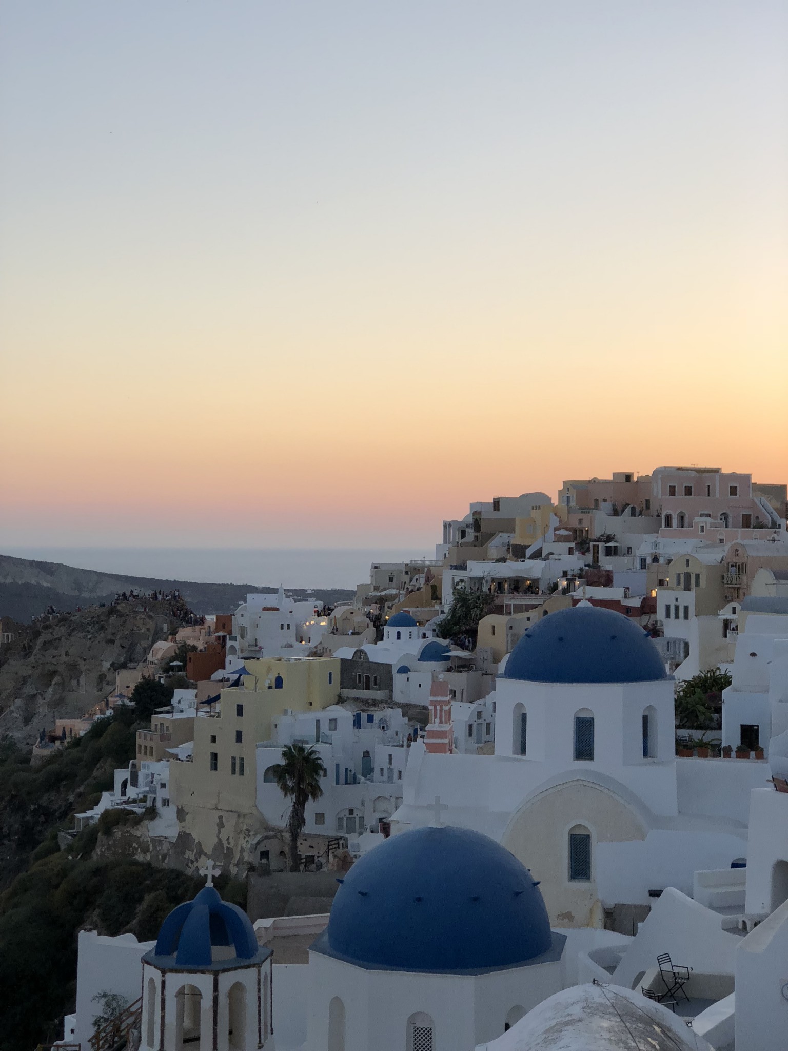 most instagrammable spots oia, santorini, the-alyst.com