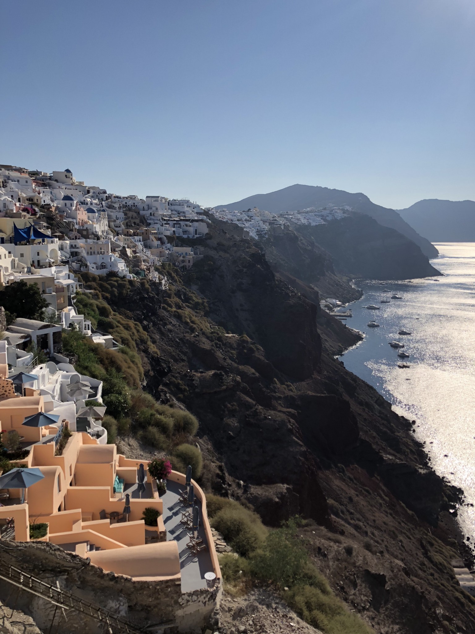 most instagrammable spots oia, santorini, the-alyst.com