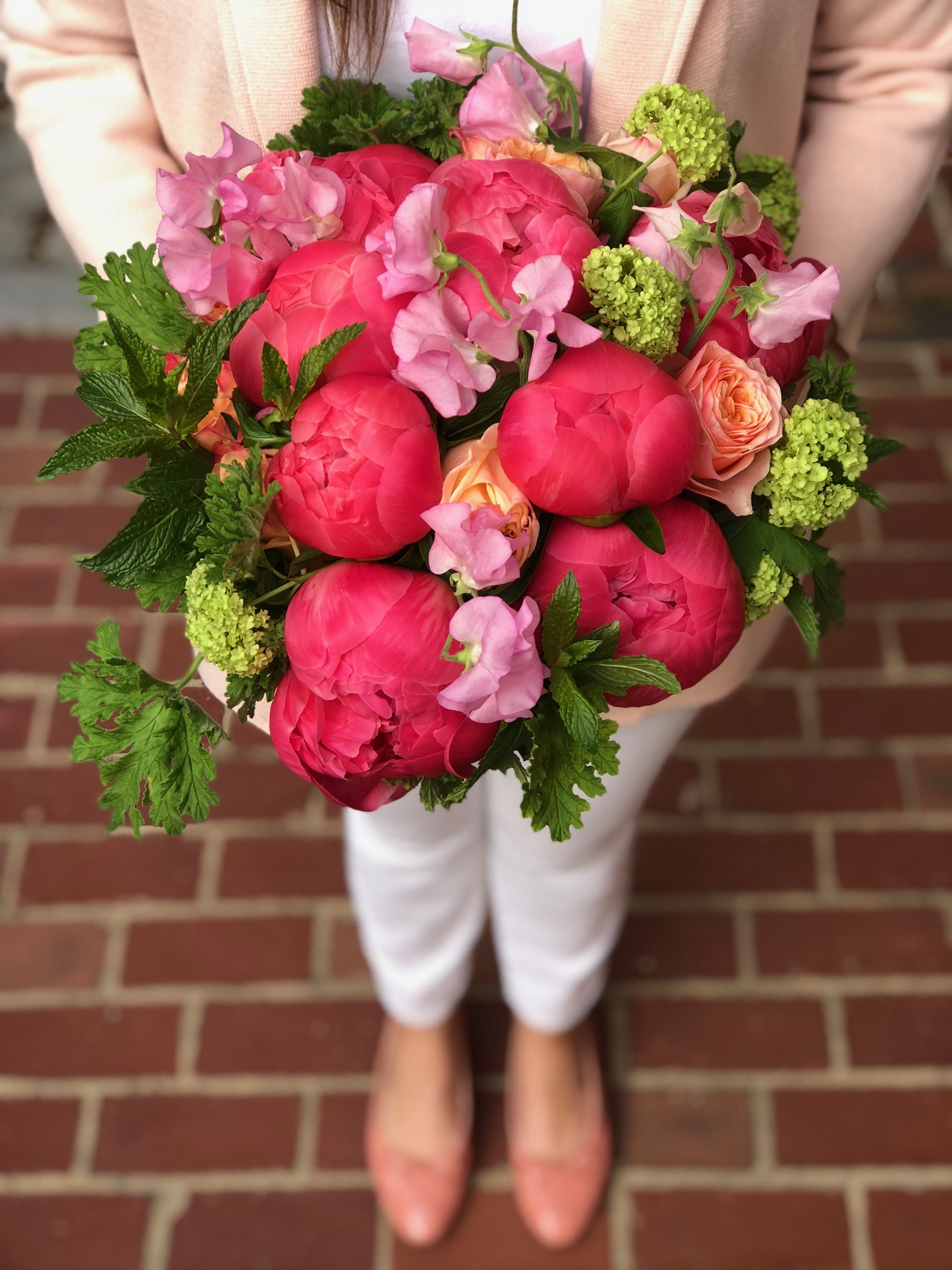 SPRING FLOWER ARRANGEMENT, THE-ALYST.COM