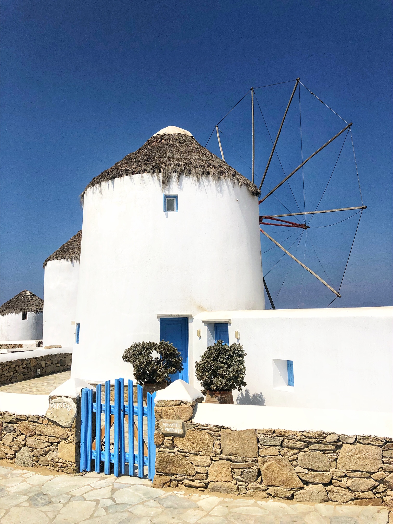 mykonos, the-alyst.com