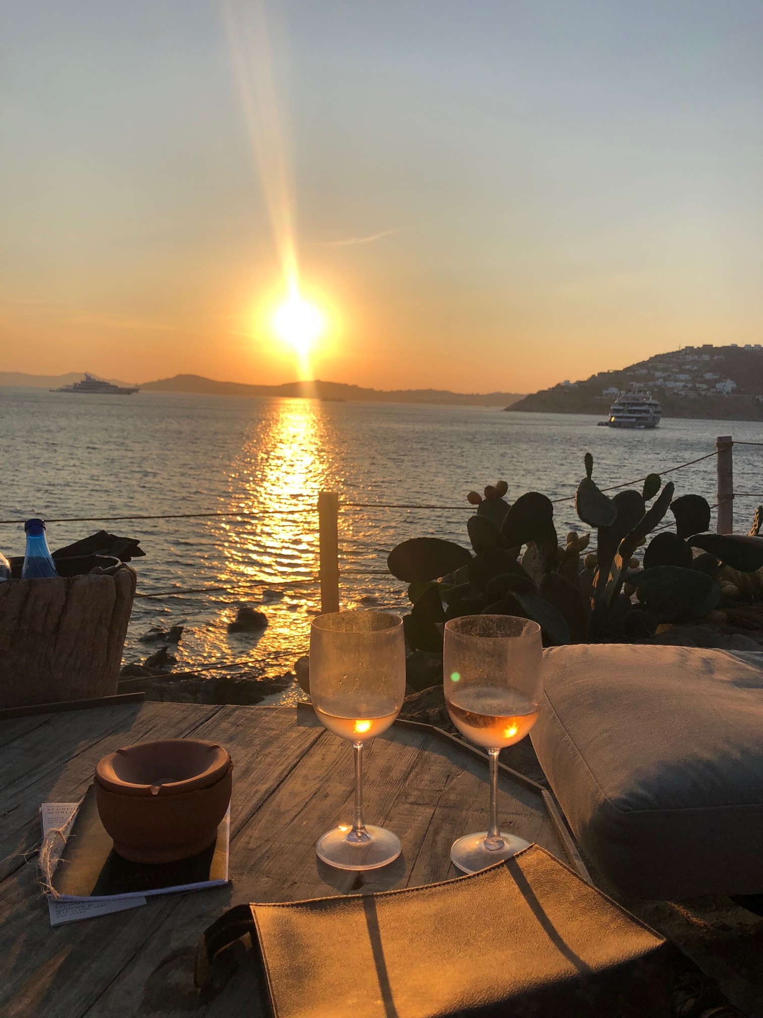 mykonos, the-alyst.com