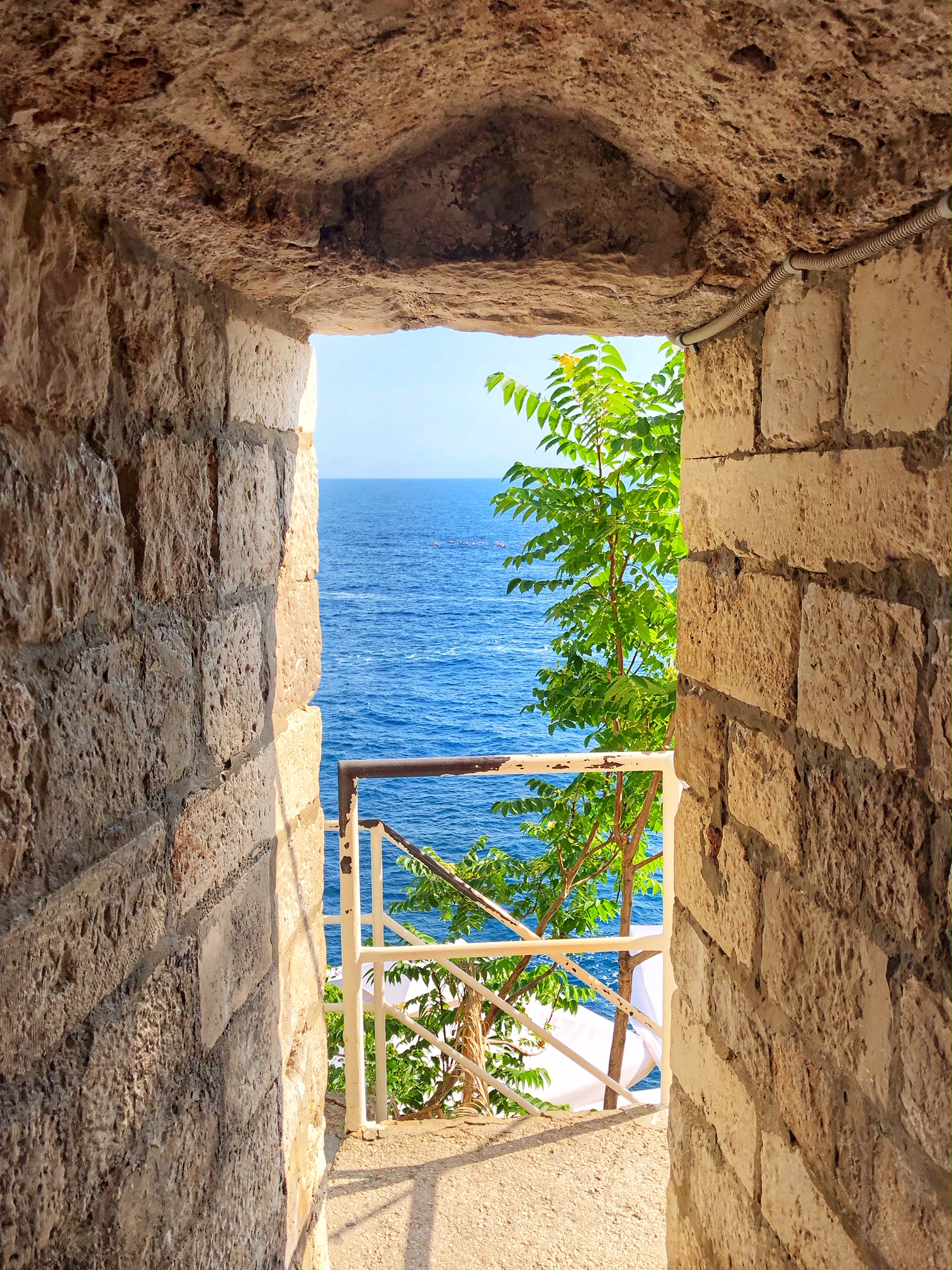 buza bar, dubrovnik, the-alyst.com
