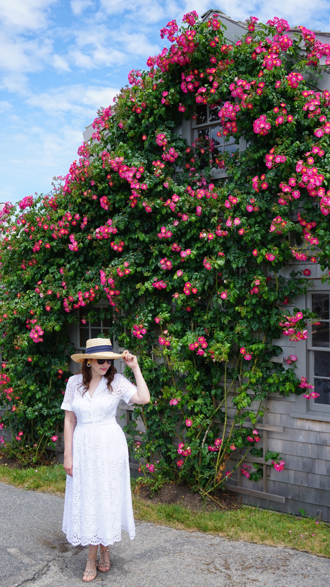 summer dresses, eyelet dress, sconset , siasconset nantucket, the-alyst.com