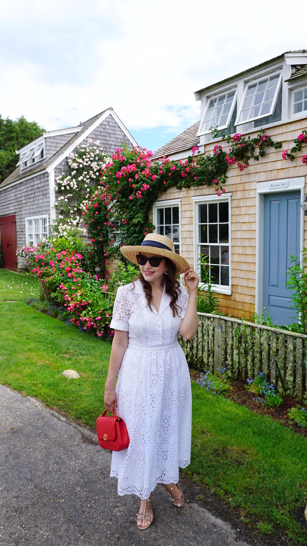 summer dresses, eyelet dress, sconset , siasconset nantucket, the-alyst.com
